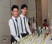 調(diào)酒師培訓(xùn)_美萃尚意新品發(fā)布會調(diào)酒師學(xué)員實(shí)踐