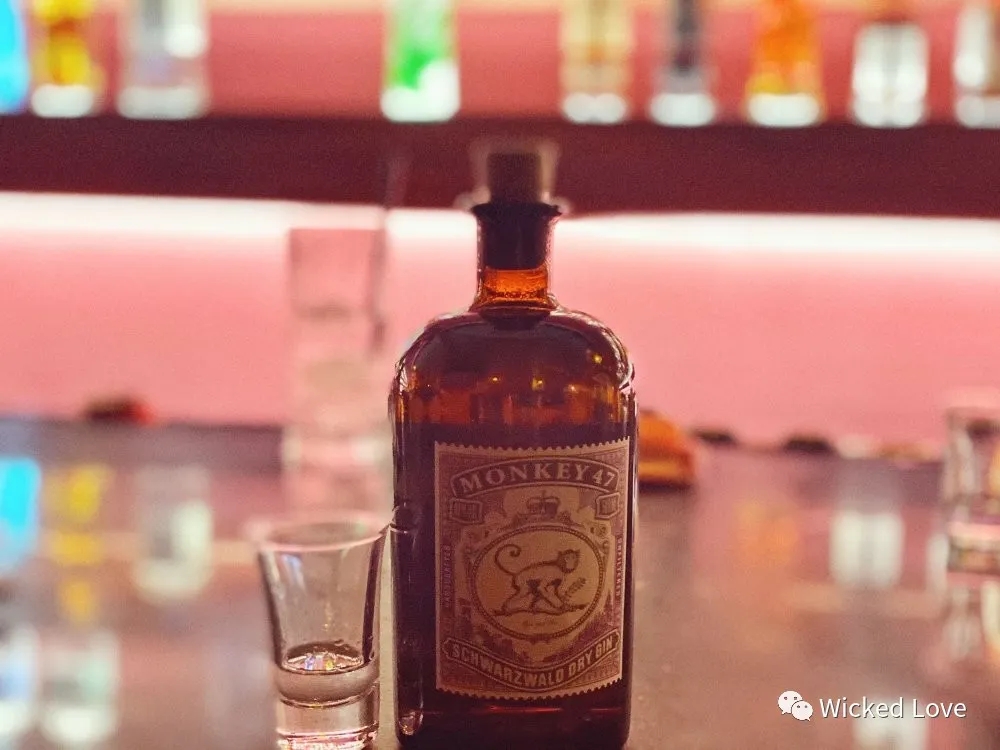 酒吧開(kāi)張前,如何做好前期籌備工作?